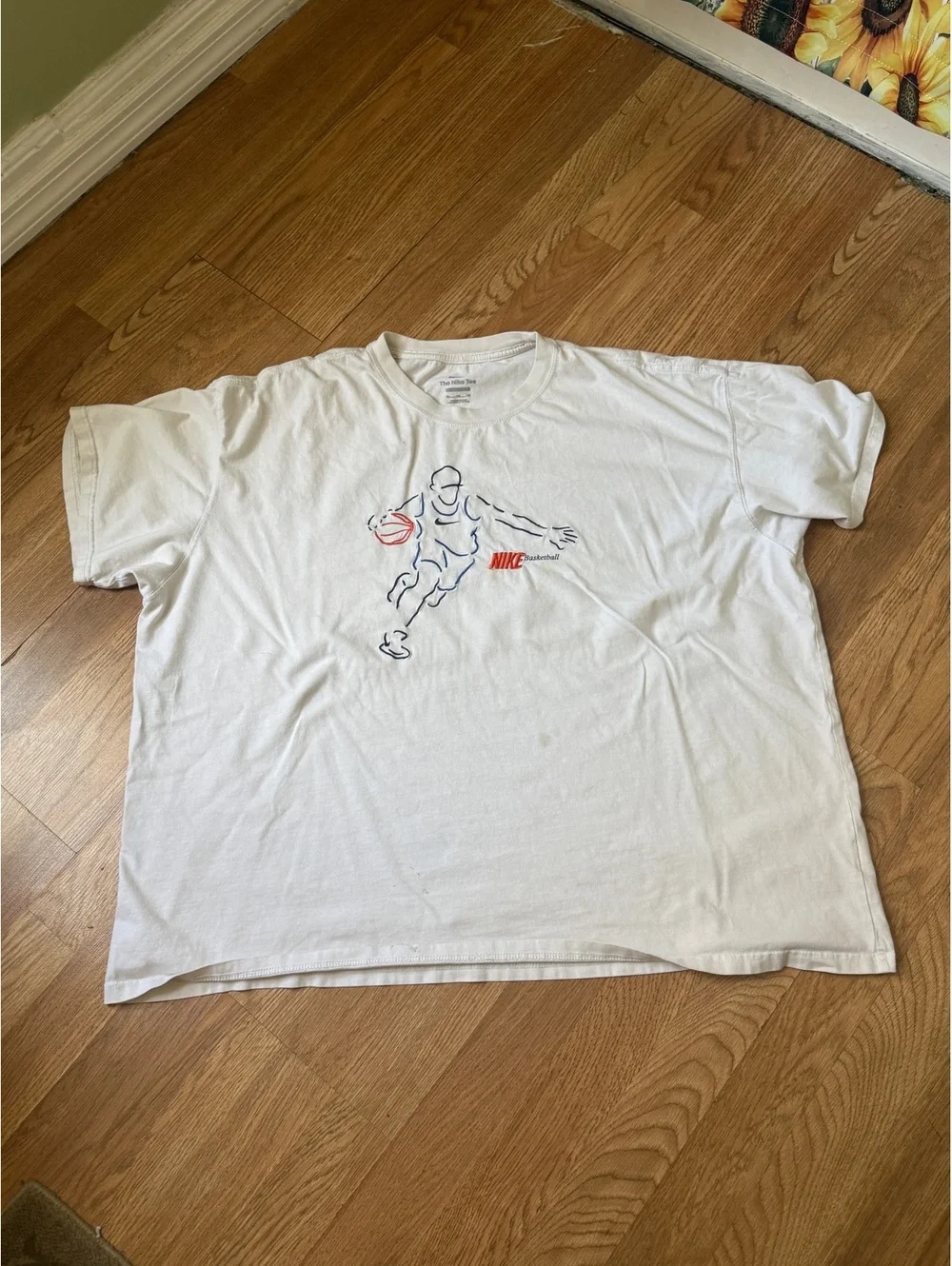 Nike Basketball The Nike Tee White Graphic T-Shirt Size XL